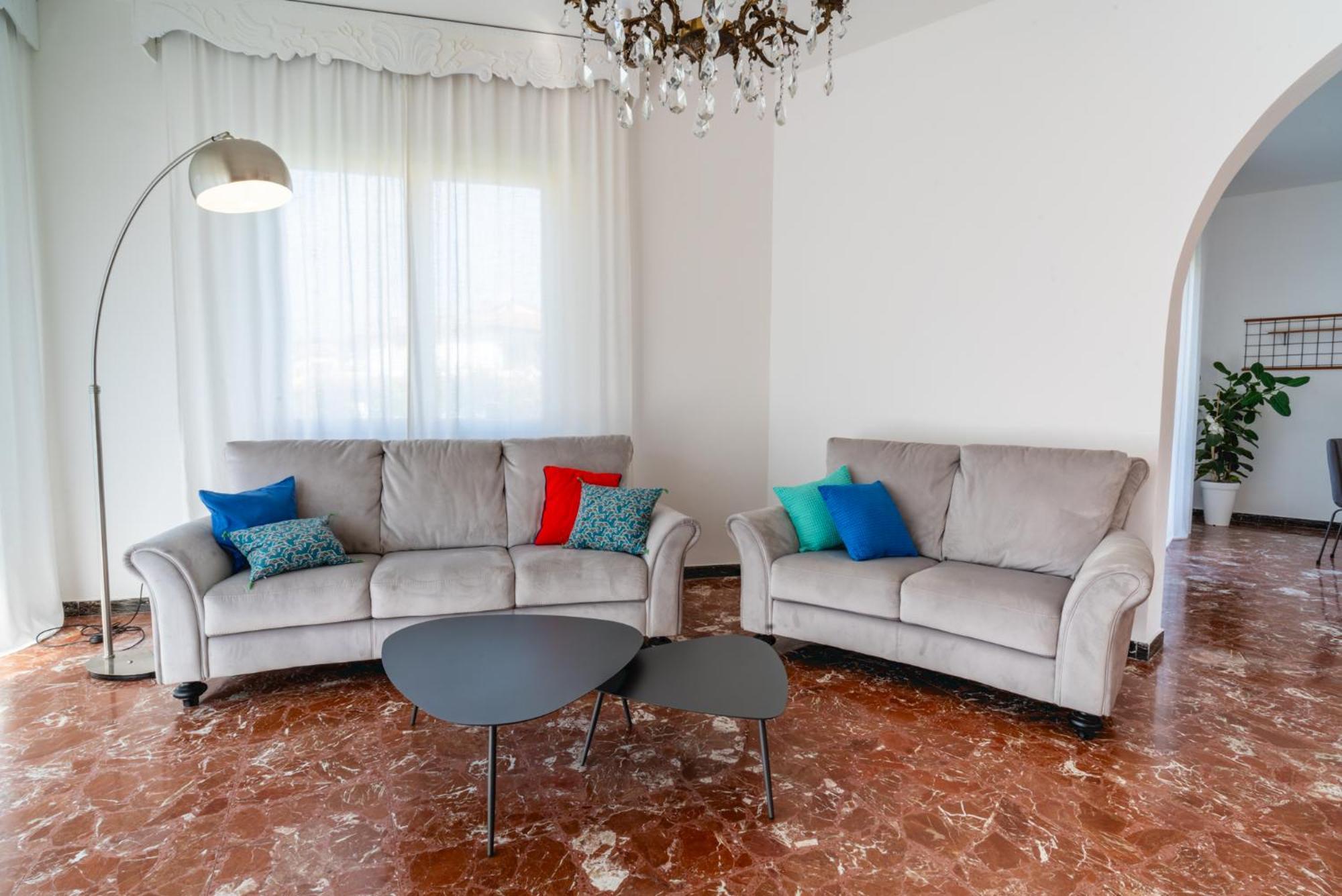 Apartment Helianthus Romito Magra